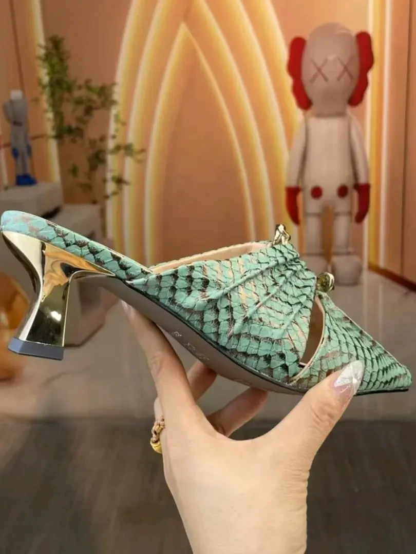 2024新款水钻满钻小方头平底懒人外穿休闲鞋拖包头半拖鞋女鞋2047