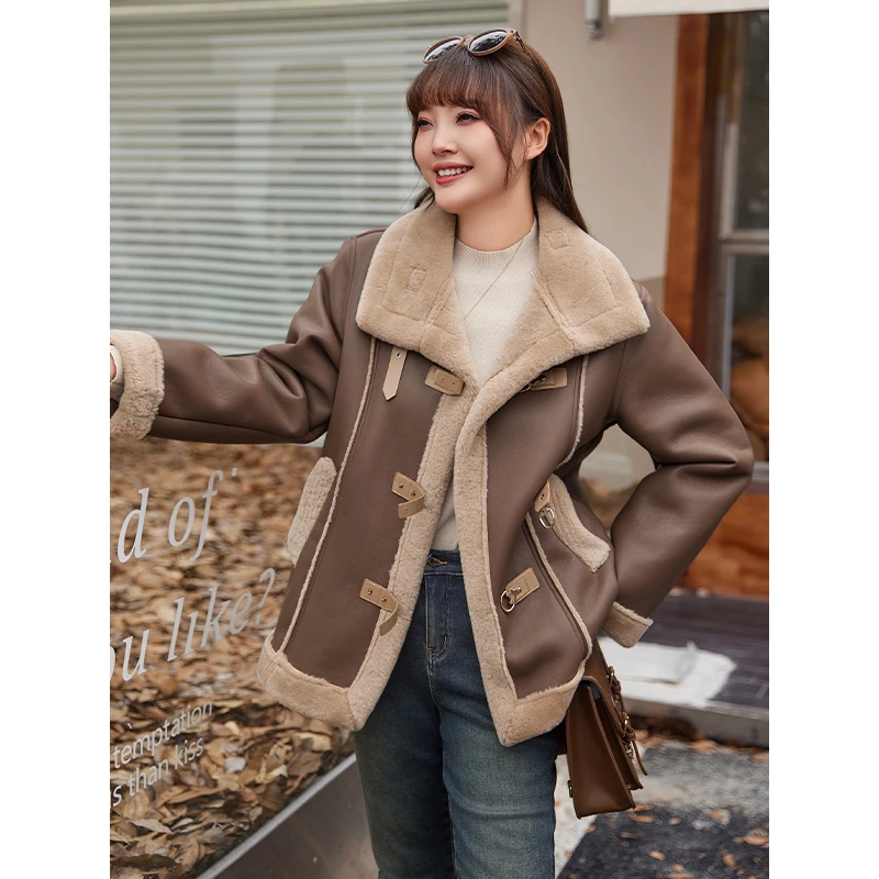 MsShe大码女装新款冬季轻奢美拉德风仿水貂毛PU皮衣外套M2311046