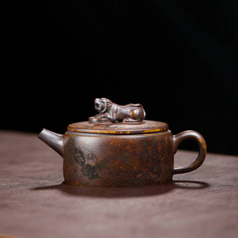 宜兴原矿龙骨金砂 虎啸汉瓦 容量约270毫升 手制紫砂壶 精美高端