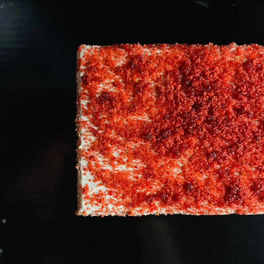 红丝绒蛋糕奶味浓郁松软美味零食下午茶