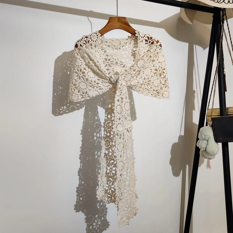 勾花镂空针织披肩女夏季新款波西米亚气质民族风头巾打结护颈围巾