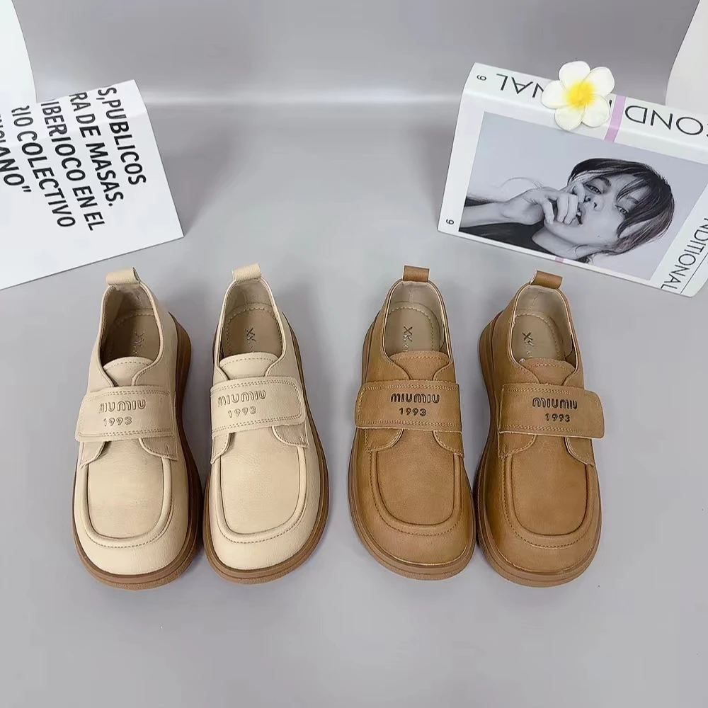 LD32851软底百搭魔术贴女鞋仓