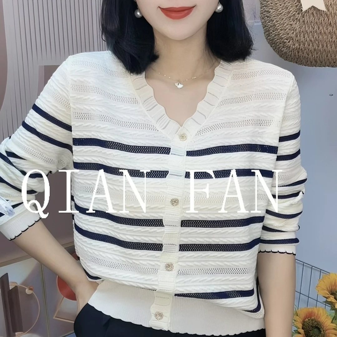 2025新款v领女莱赛尔毛衣针织衫条纹勾花洋气短款女时尚宽松显瘦