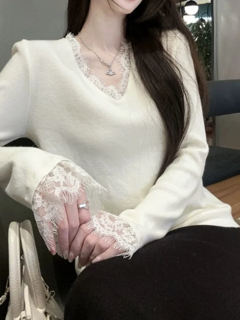 【法式V领蕾丝上衣#苗苗的新衣#通勤风女装】