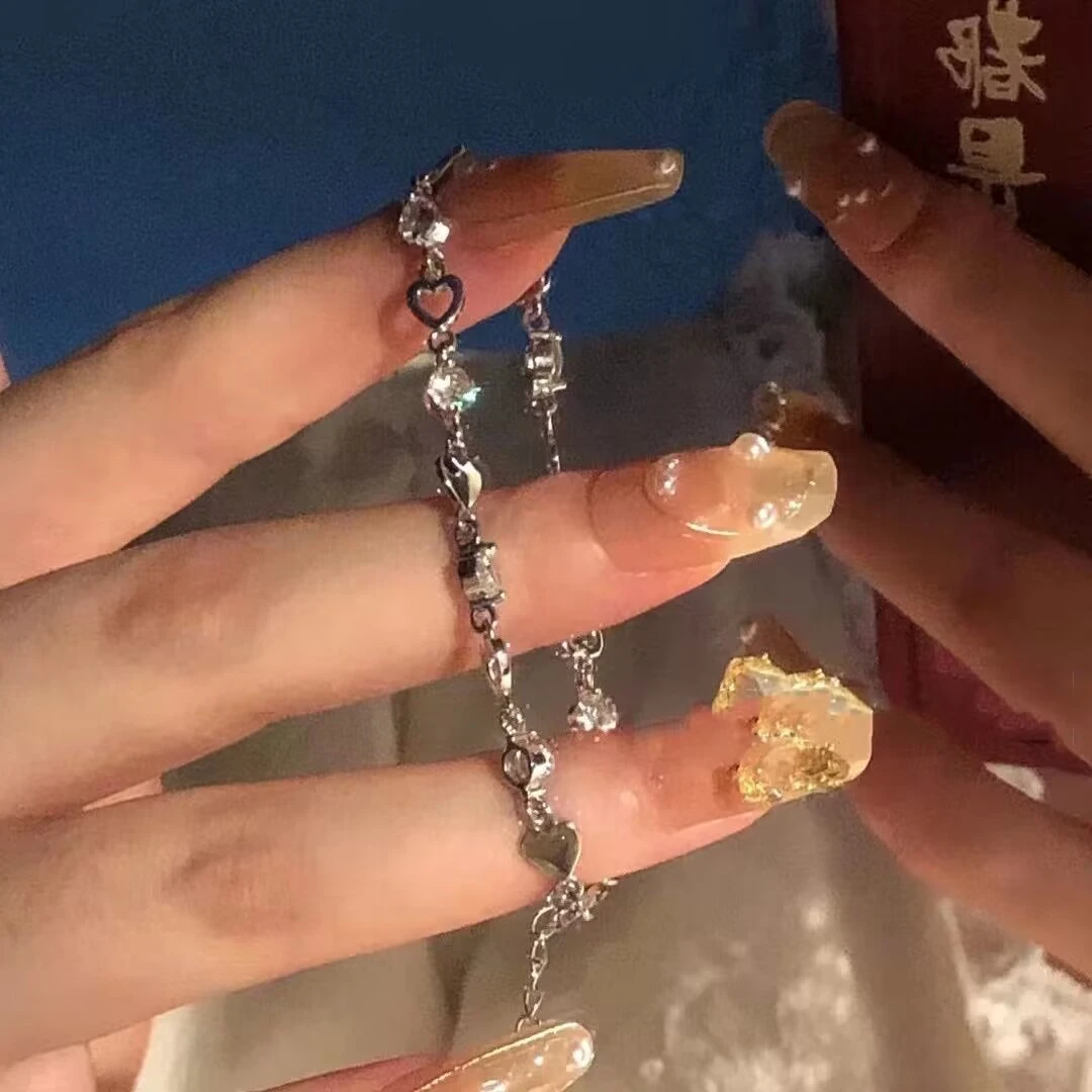夏季甜酷爱心锆石手链女生小众设计2024年新款潮闺蜜网红手饰