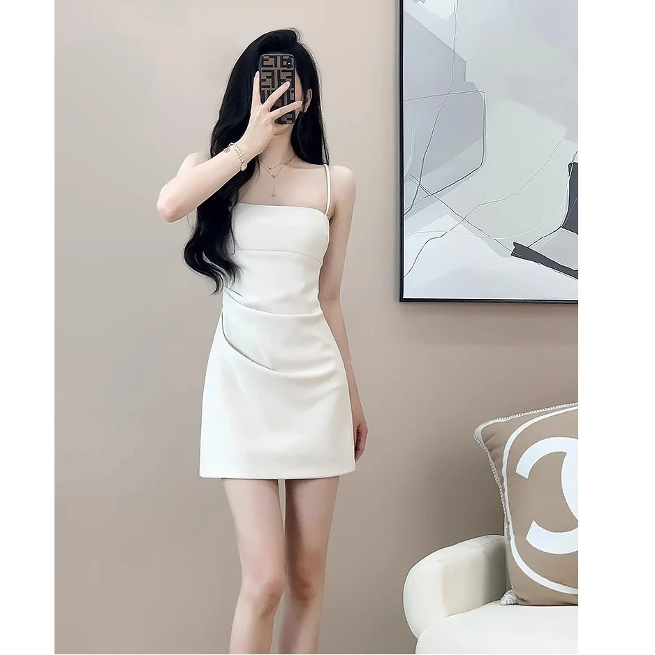 白色吊带裙小个子连衣裙女高级感修身显瘦短裙气质纯欲风性感裙子