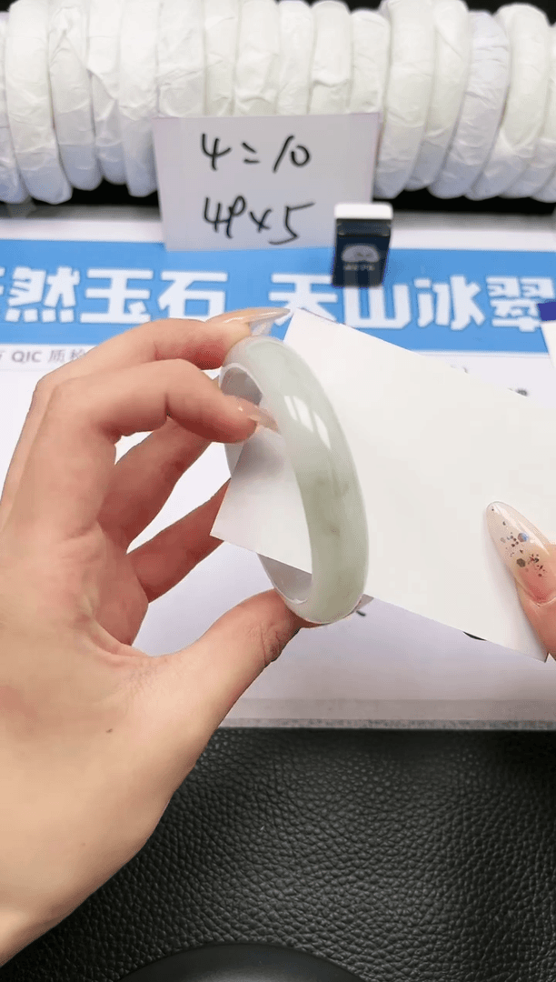 【闪购商品】石英质玉手镯未镶嵌281-56.2
