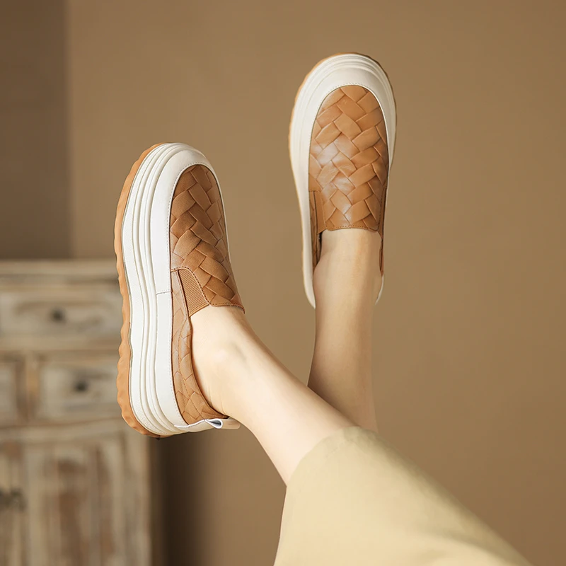 羊皮/跟高5cm/高级感手工编编制女鞋圆头粗跟平底乐福鞋透气单鞋
