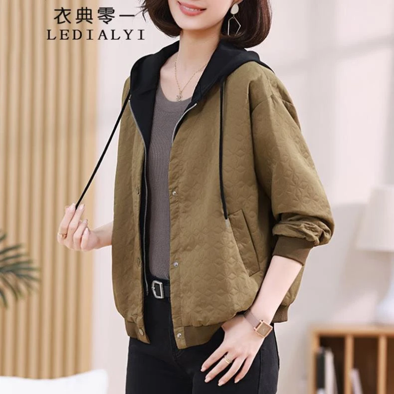 春秋季时尚大码高端洋气显瘦小个子短外套短款休闲连帽上衣女外套
