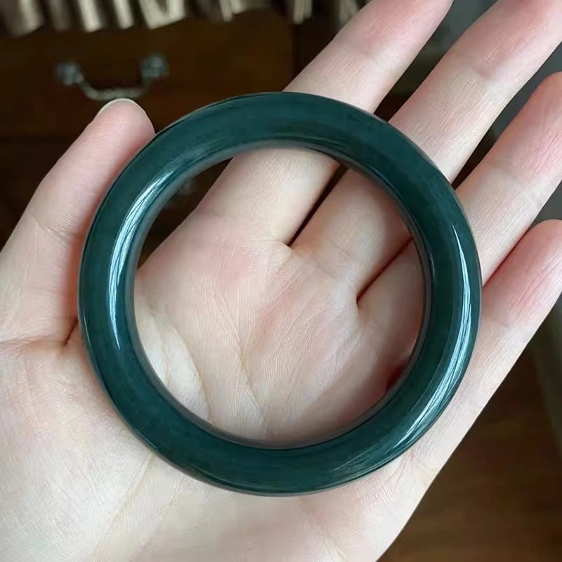 天然和田玉手镯新疆塔青圆条玉镯时尚青绿色玉镯子美人镯和田玉镯