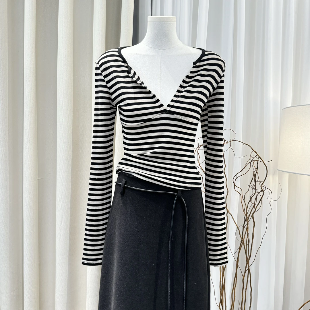 【ZZ严选】6249高智感条纹正肩显瘦长袖T恤女修身法式甜辣上衣秋冬