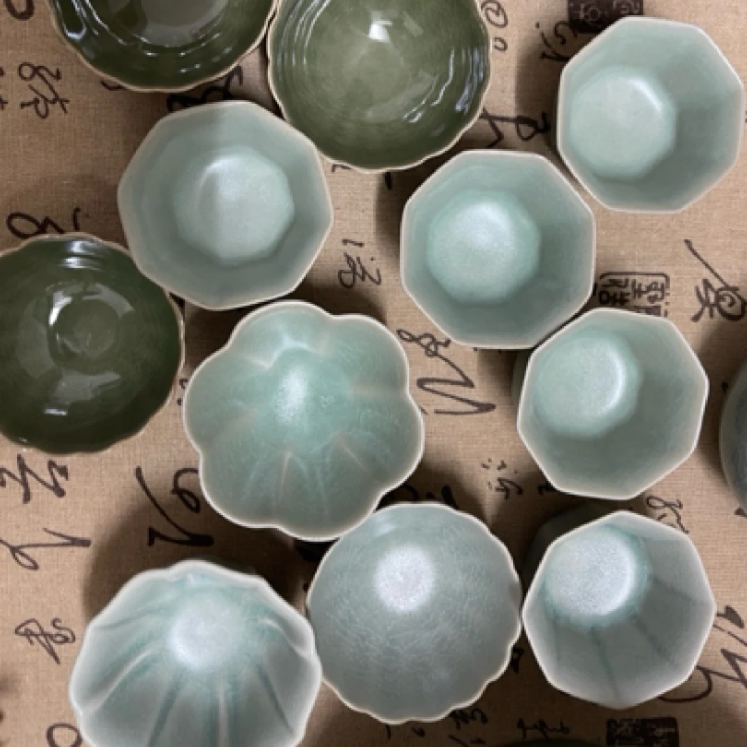 原生态原矿各种各样的杯子