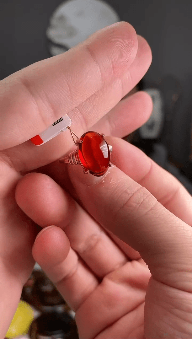 【闪购商品】琥珀戒指银S925镶嵌血珀戒指