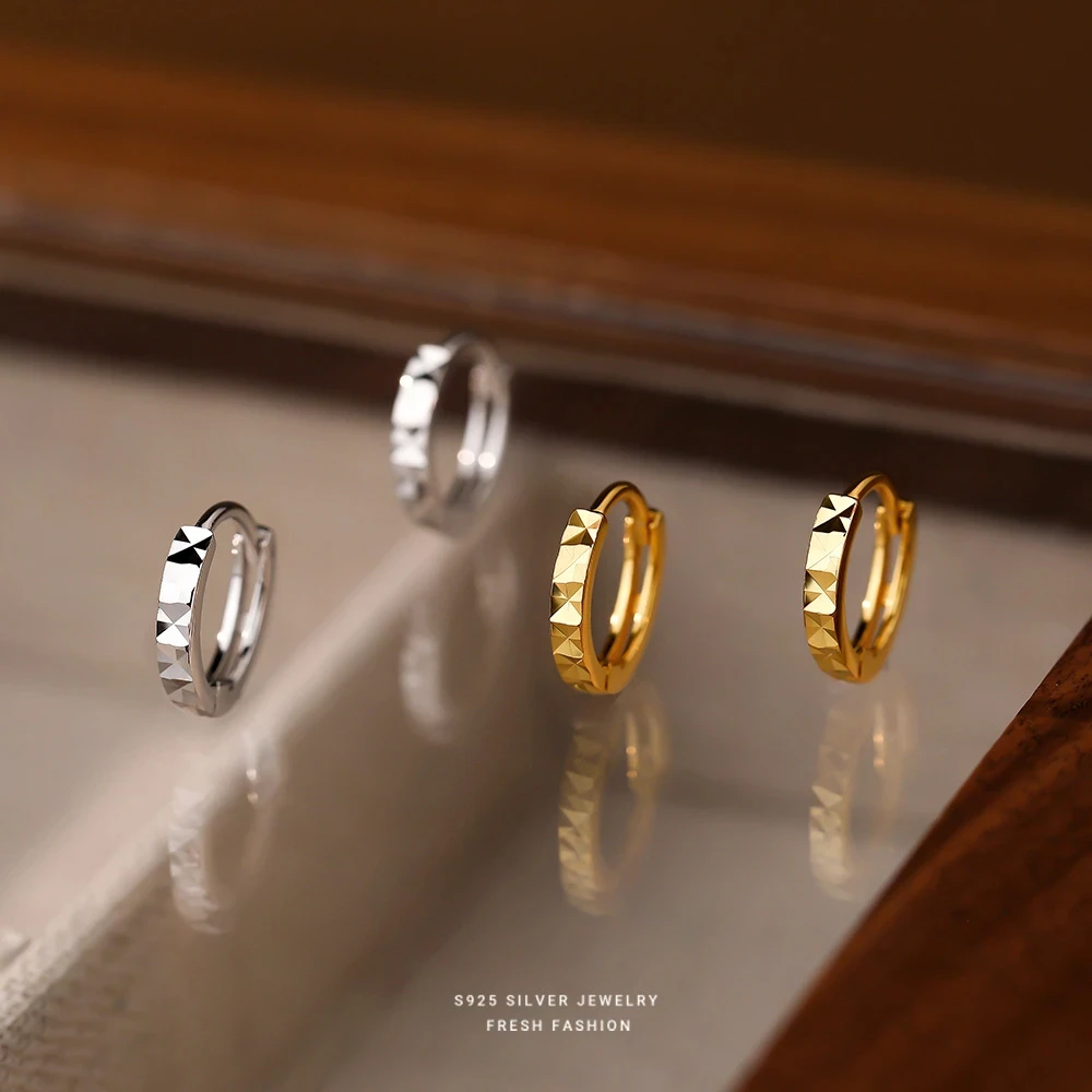 925银耳饰 925纯银菱形车花耳环女简约轻奢耳圈百搭耳扣时尚耳饰