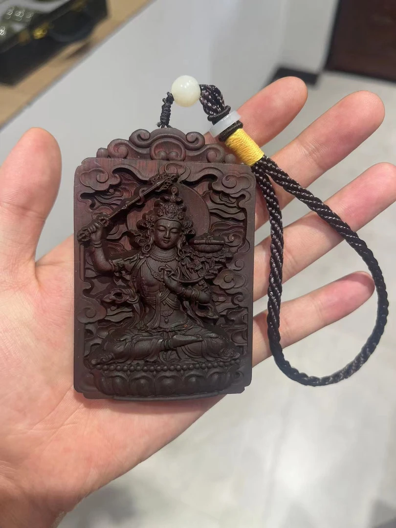 H119小叶紫檀文殊菩萨挂件