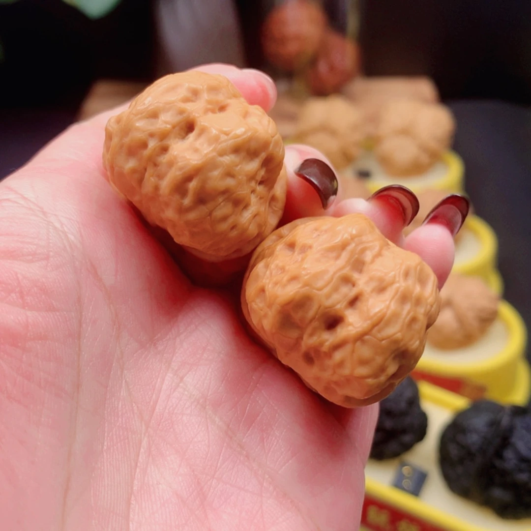 【闪购商品】桃核吊坠