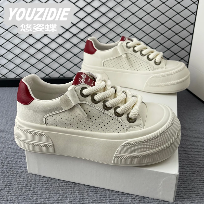 YOUZIDIE丑萌娃娃头真皮小白鞋女欧货2025夏平底厚底松糕休闲透气
