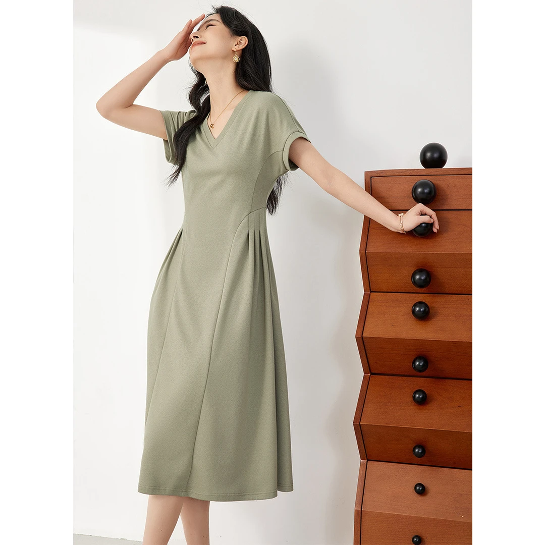 欧昵雪【粉丝专享】DP015简约大气时尚V领裙子