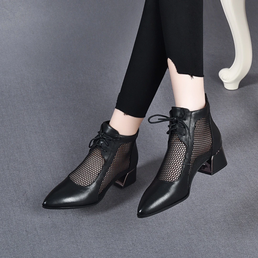 2025新款春夏季镂空短靴女粗跟中跟真皮网纱凉靴高跟网靴马丁靴子