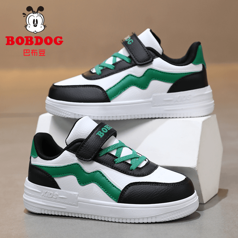 巴布豆童鞋男童运动鞋春秋季新款皮面防水中大童男孩子休闲板鞋子