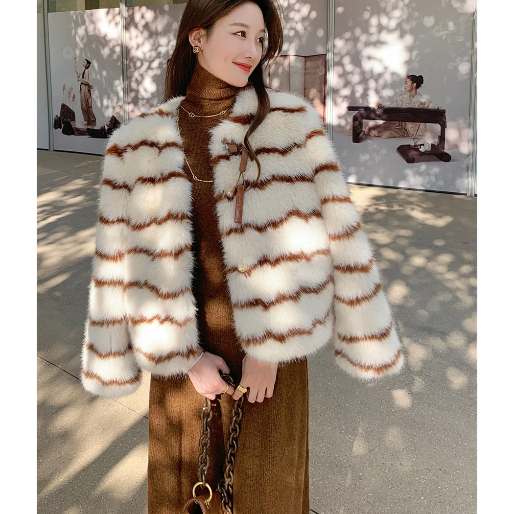 【张晨曦专属】韩版软糯慵懒风毛毛撞色条纹仿貂绒秋季外套女