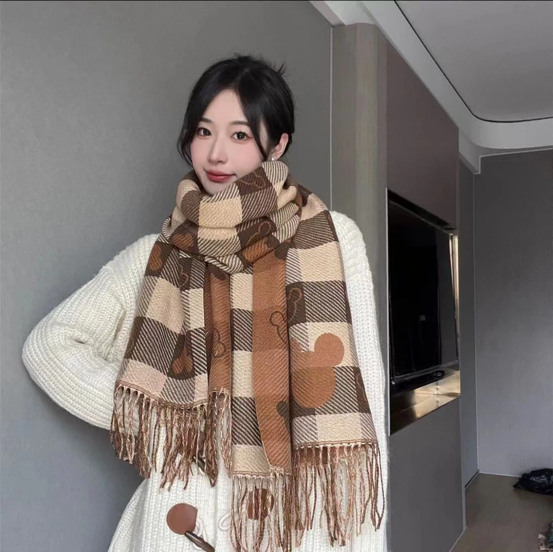 2023秋冬双面网红小熊针织围巾女冬季韩版大披肩百搭保暖加厚围脖