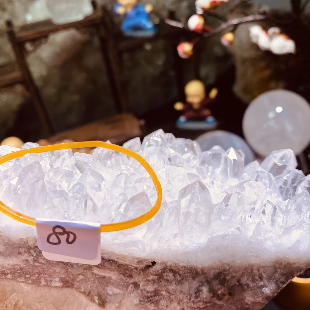 白 水晶簇原石矿标摆件白皮透体创意书房办公玄关透明