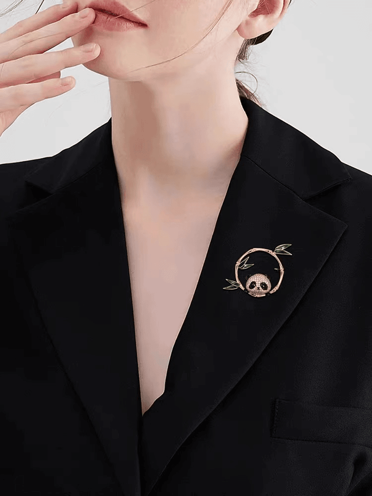 合金胸针 高档熊猫胸针中国风小众西装汉服胸花固定衣服别针配饰