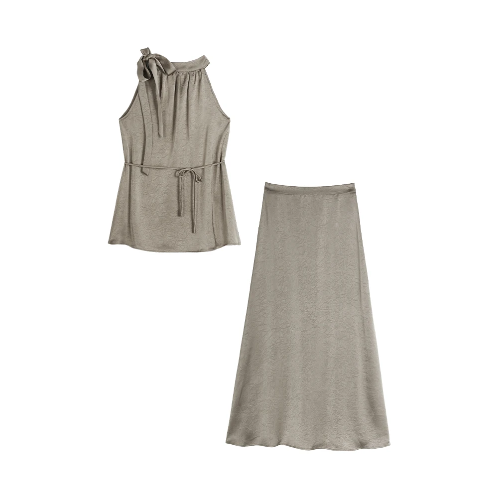 2024夏季新款气质显瘦露肩套装女8861389