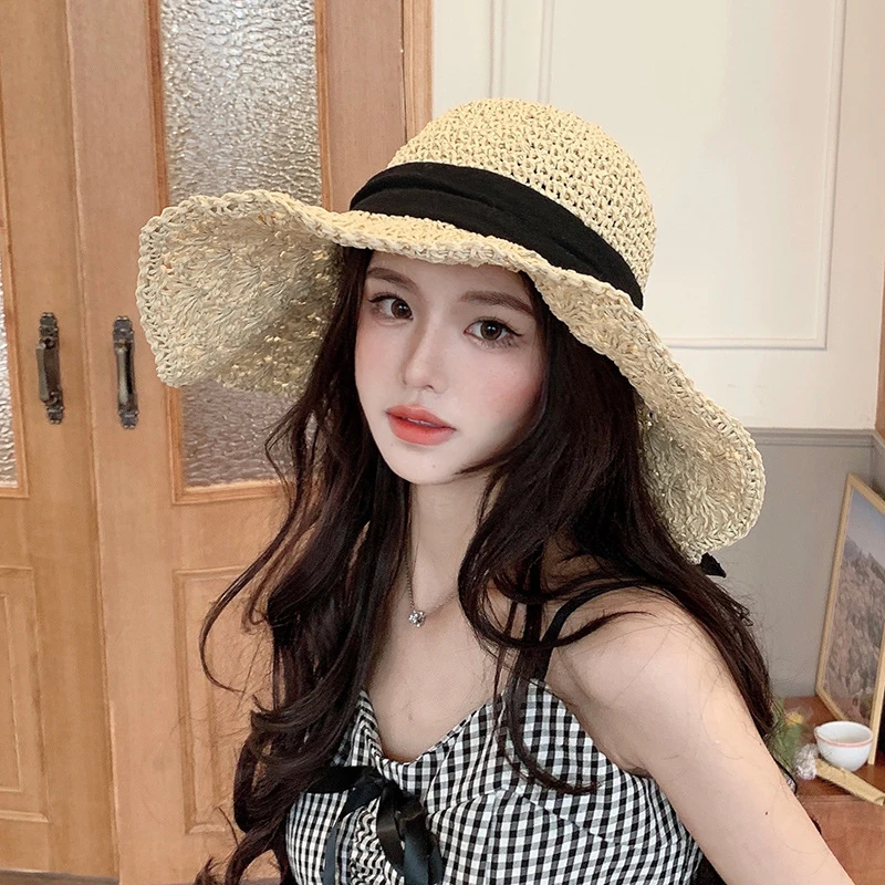 新款日式草帽女夏季系带大帽檐沙滩帽可折叠度假凉帽遮阳帽子百搭