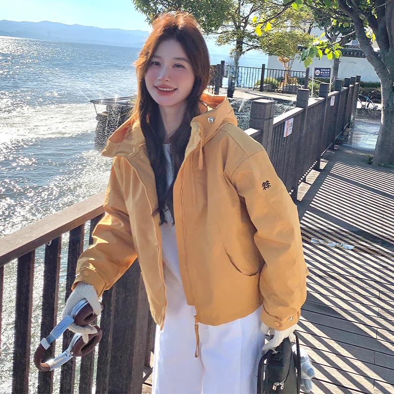 橘色工装派克服羽绒服女冬季2024新款小个子冲锋衣式白鸭绒外套