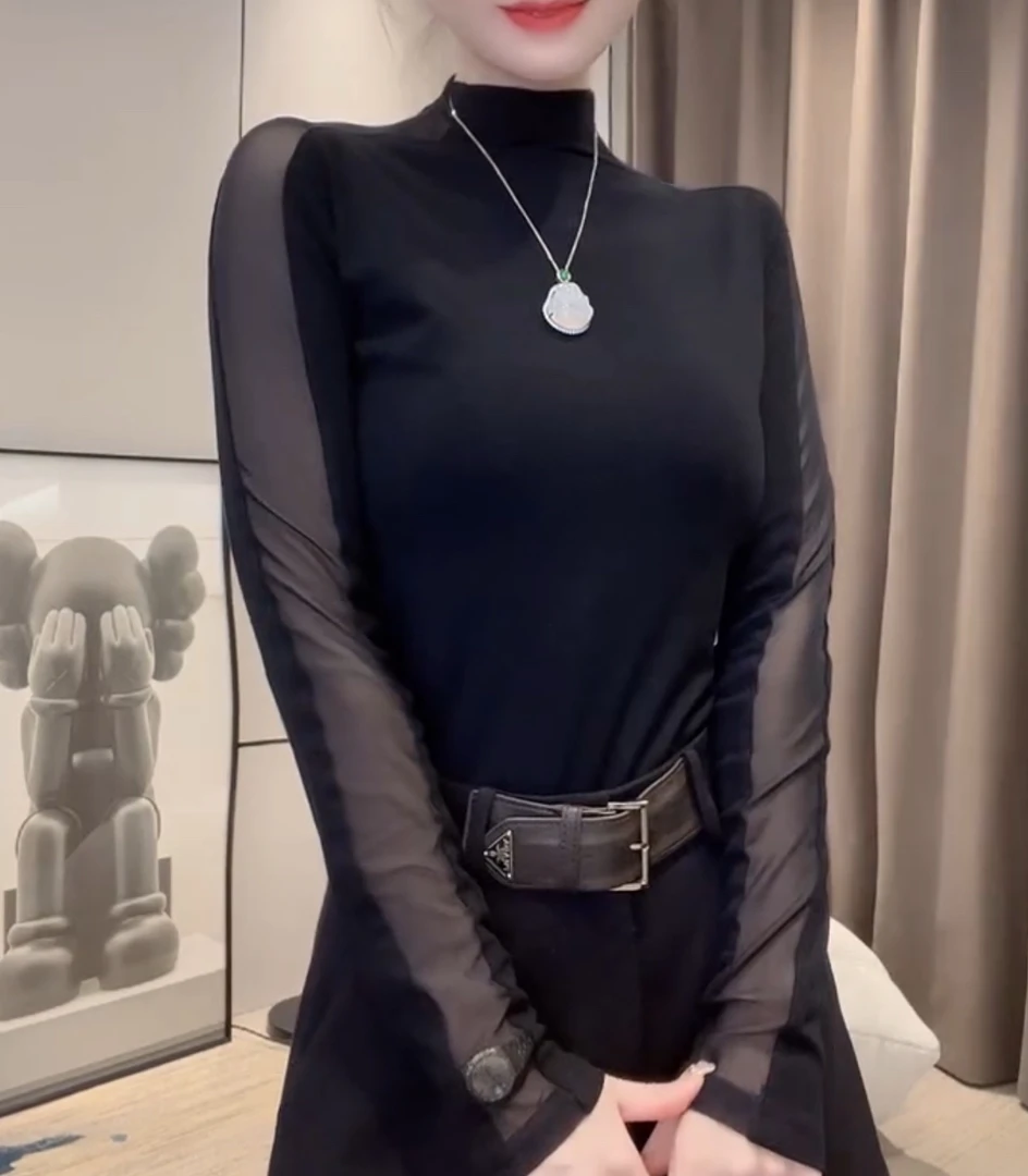 显瘦小高领拼接半蕾丝网袖打底衫【好物推荐】