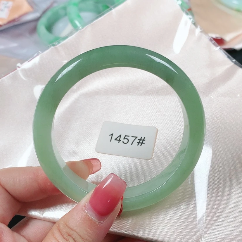 【闪购商品】翡翠手镯未镶嵌58圈881457