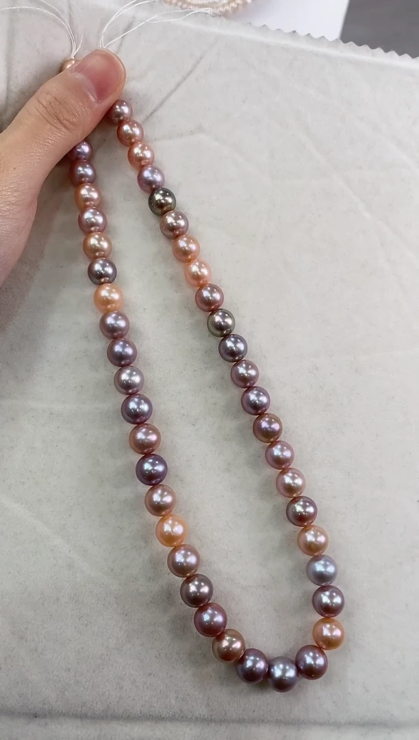 【闪购商品】淡水珍珠颈饰银S925镶嵌糖果