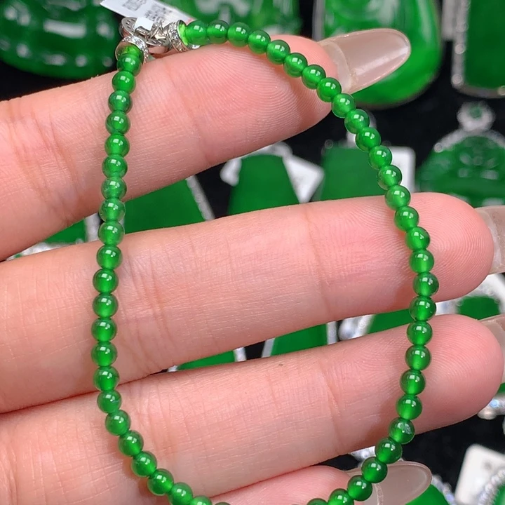 翡翠手串未镶嵌翡翠
