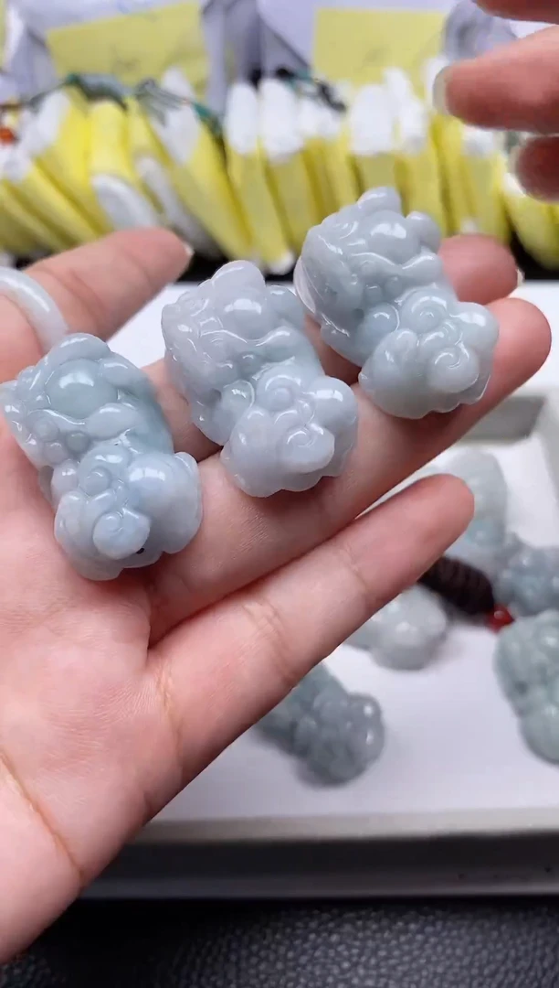 【闪购商品】翡翠挂件未镶嵌多样性发一件