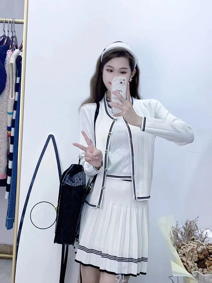 温柔风时尚针织套装裙韩系气质春季小香风背心三件套针织半身裙女