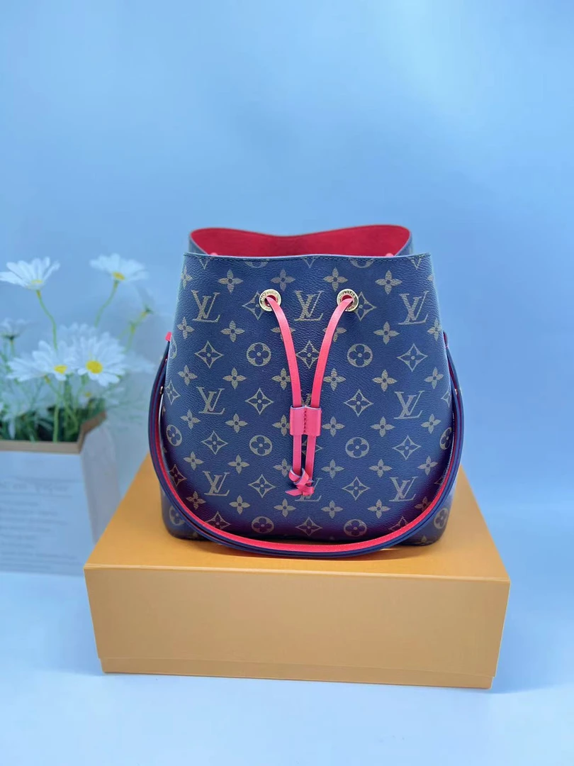 99新 LouisVuitton/路易威登 LV二奢妞妞/水桶包/红水桶