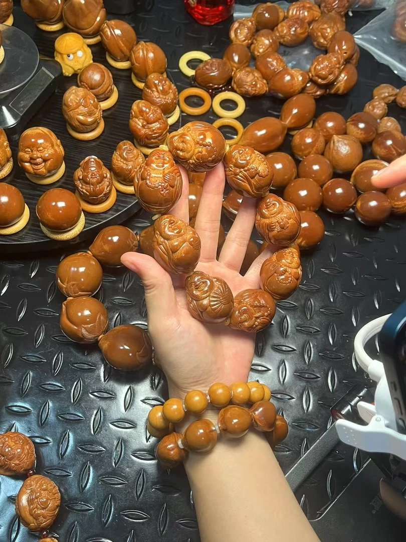 1222-弥勒手持-巴西橄榄核