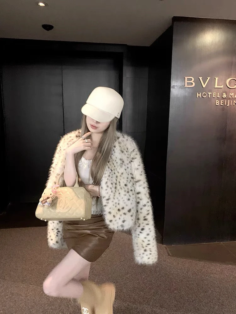 福利亏本赚销量毛毛外套