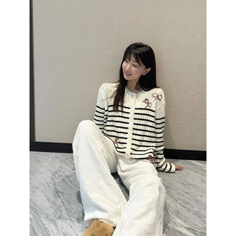 BETTER JOELAY-【闪亮少女心】针织毛衣开衫气质百搭洋气LL5097