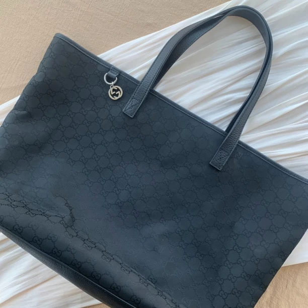 95新 GUCCI/古驰 经典黑色老花休闲百搭大号手提托特包