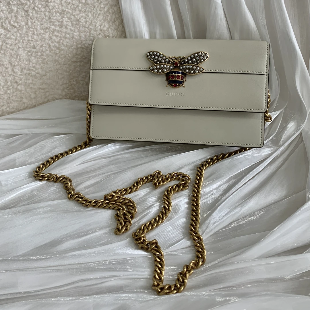 95新 GUCCI/古驰 时尚白色小蜜蜂玛格丽特woc晚宴包斜挎包百搭