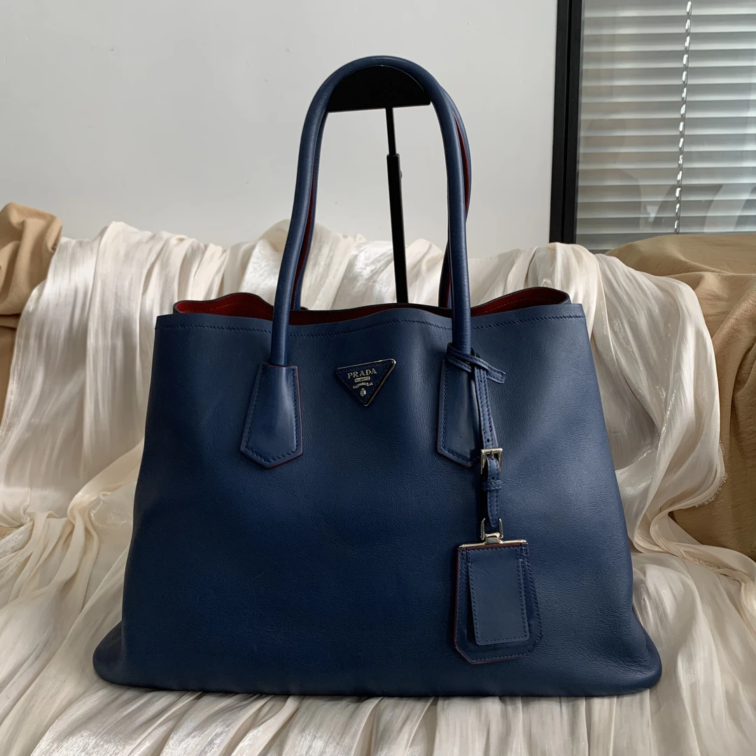 95新 Prada/普拉达 时尚复古潮流气质全皮单肩手提托特包经典