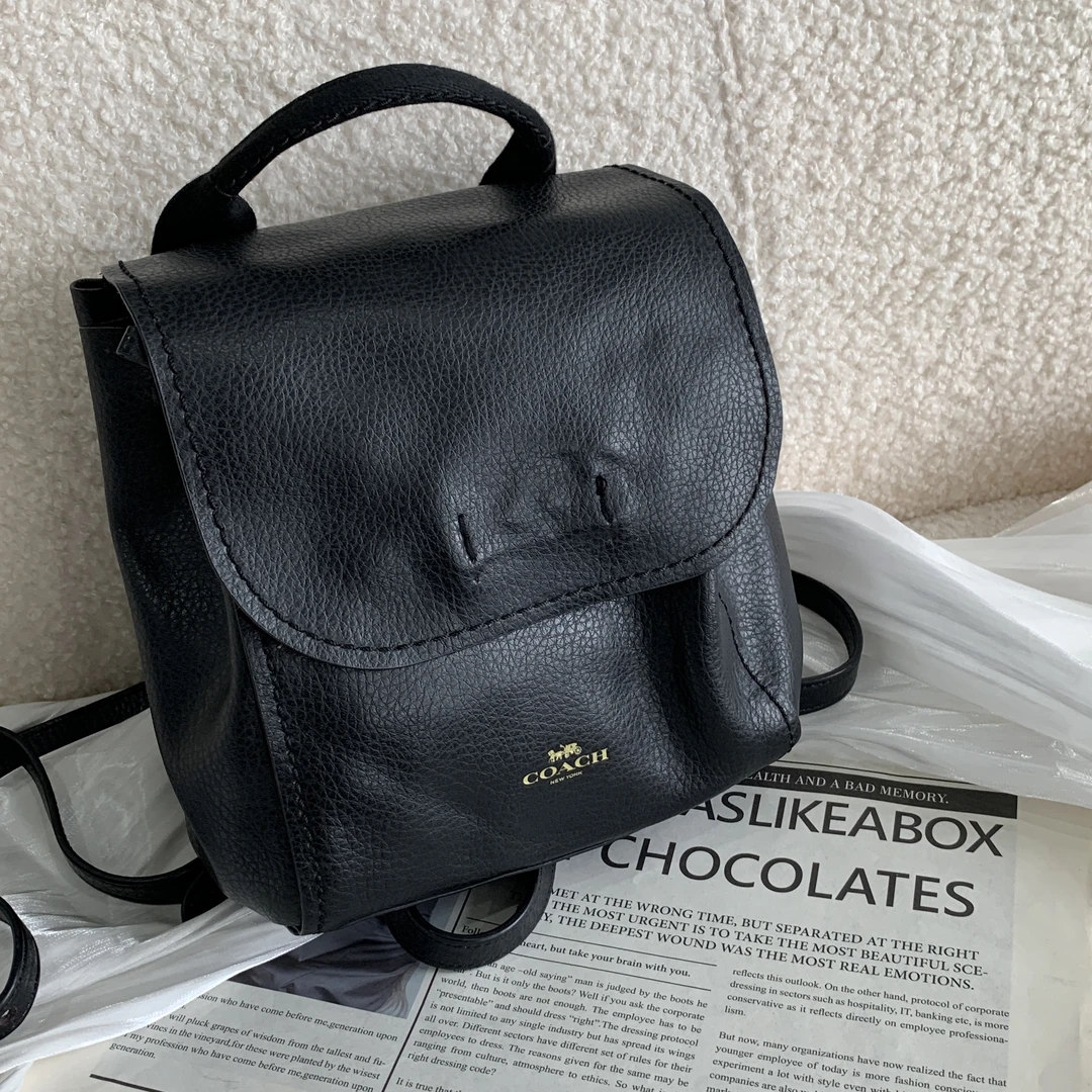 95新 COACH/蔻驰 轻奢学院风黑色百搭休闲简约经典黑色双肩包时尚