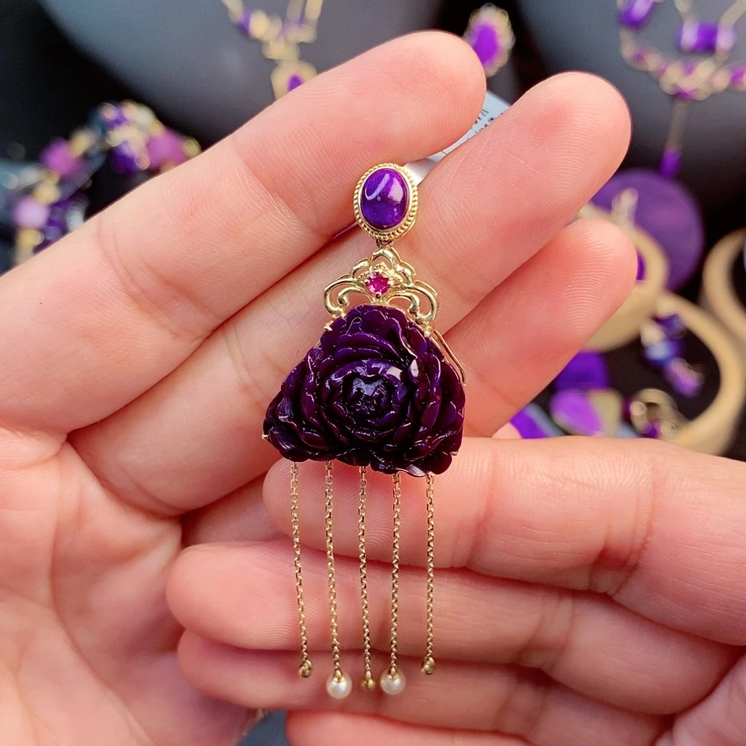 苏纪石（舒俱来）吊坠18K金镶嵌