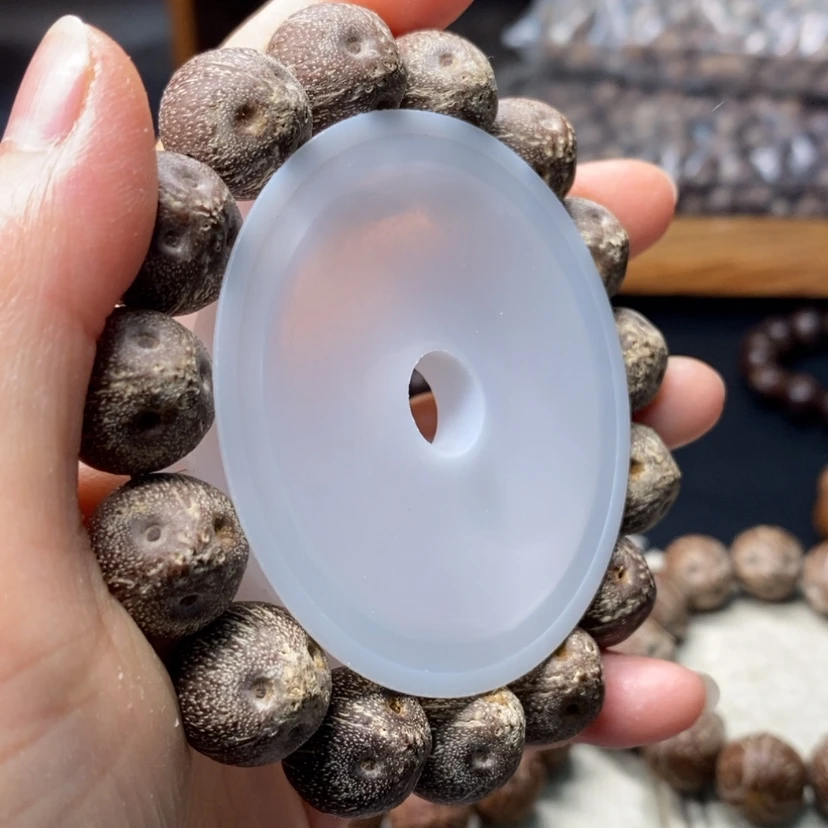 【闪购商品】紫金鼠手串小**?