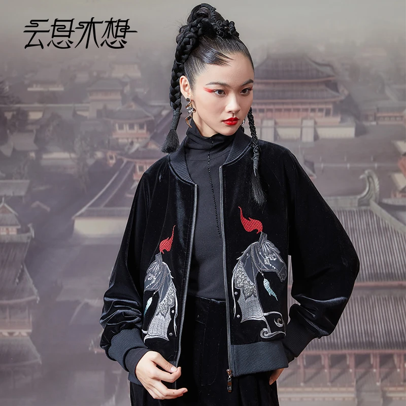 云思木想新中式2023秋季新款重工绣花拉链女士时尚外套11012