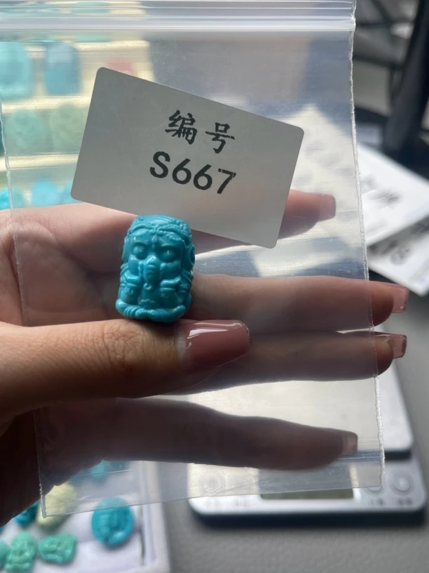 天然原款绿松石雕刻
