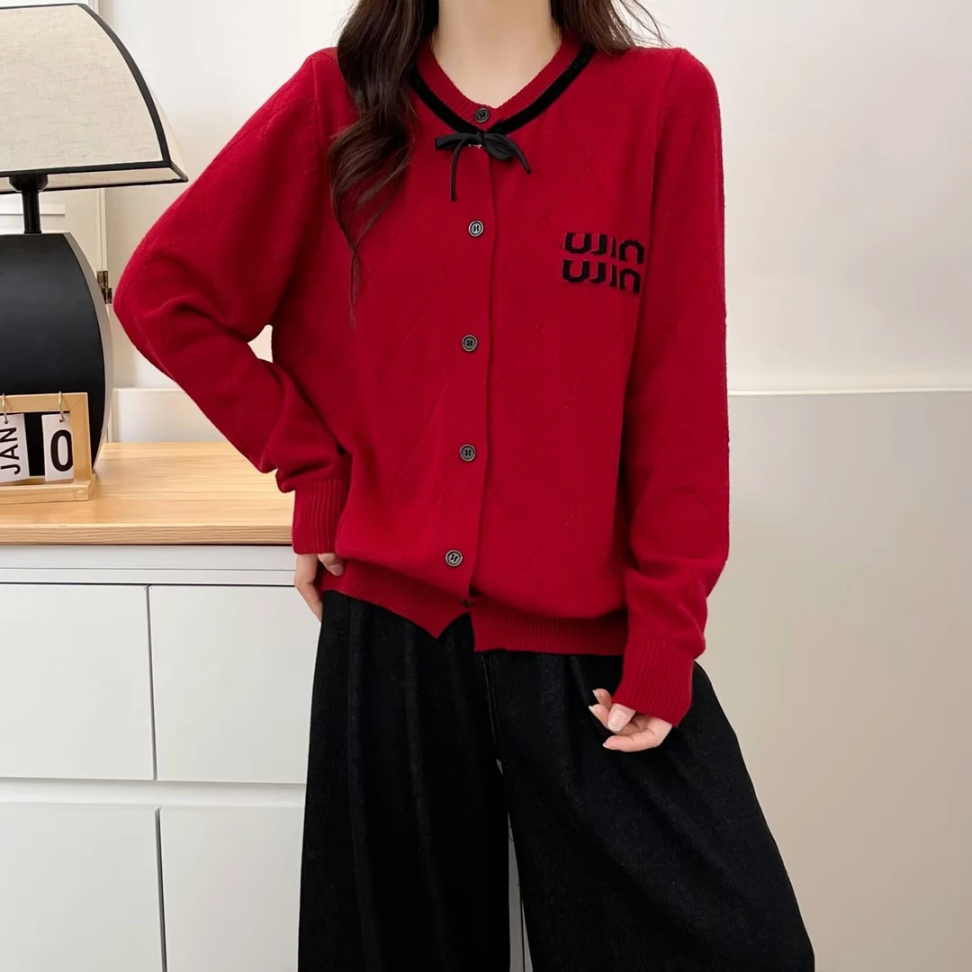 大码冬季时尚气质减龄蝴蝶节开衫针织衫022